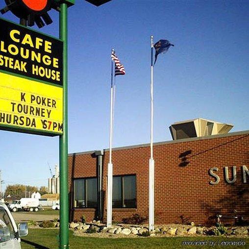 Sunlac Inn Lakota Exteriör bild