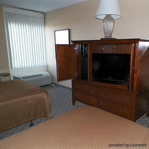 Sunlac Inn Lakota Rum bild